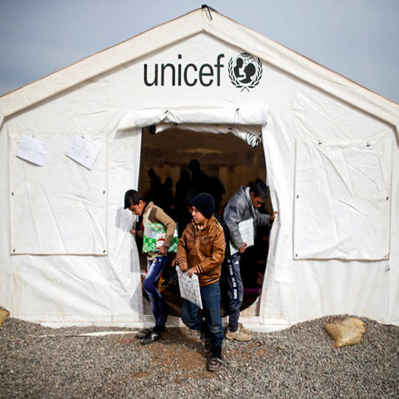 Tenda Huggy Serbaguna Standar UNICEF 24m²