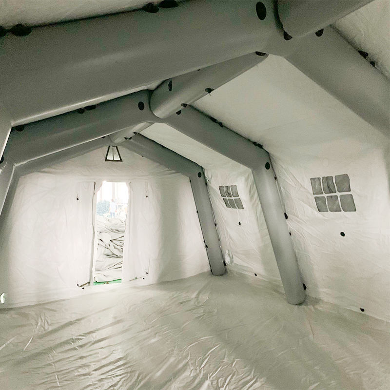 Tenda Tiup Penyebaran Cepat Sedang Serbaguna 5,6x7,55m Tekanan Rendah